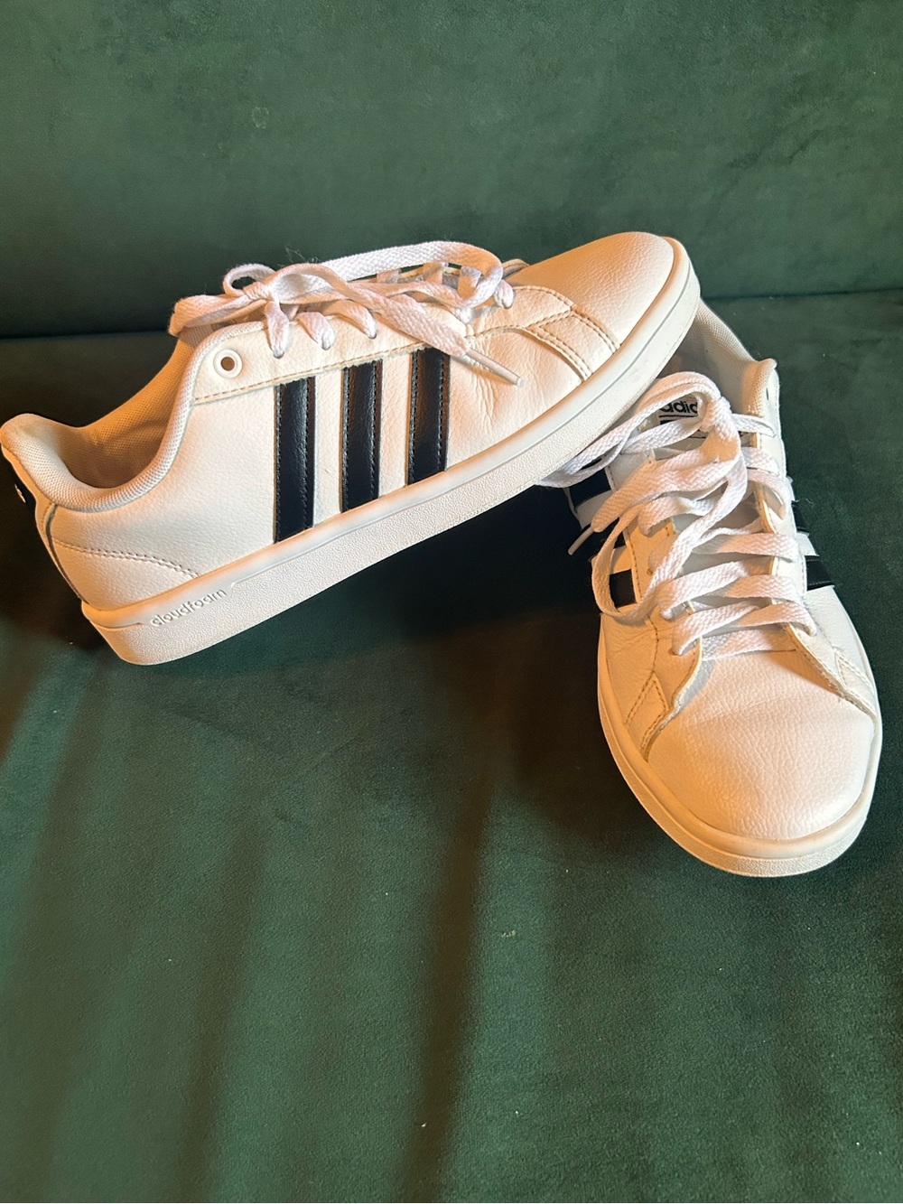 Adidas women’s White Sneakers with Black Stripes cloud foam 7.5 grand court